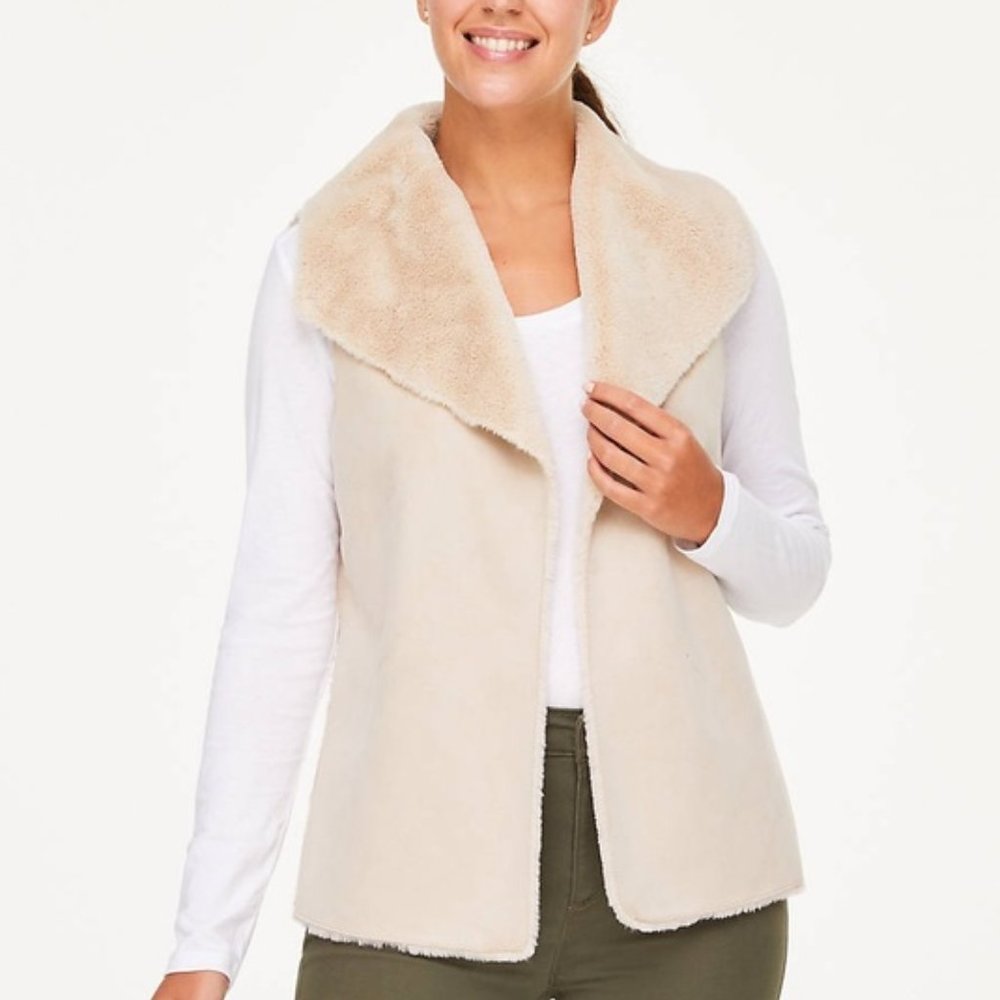 NWT $108 GRACE Large Alabaster Faux Fur Vest - Luxurious & Cozy!